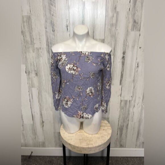 Floral blouse - Picture 1 of 6